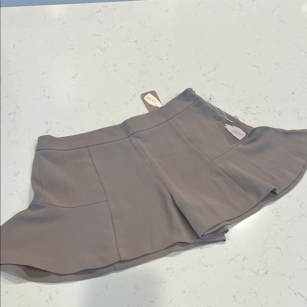 Forever 21 Gray Skorts